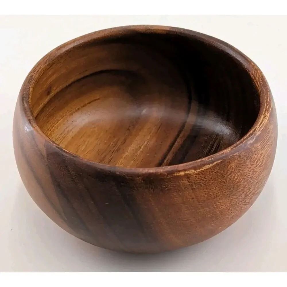 Set of 4 Crate & Barrel Tondo 5.75